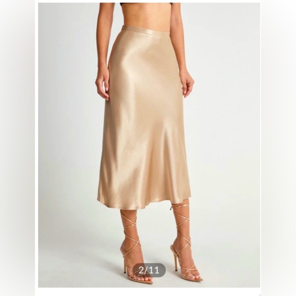 Satin skirt